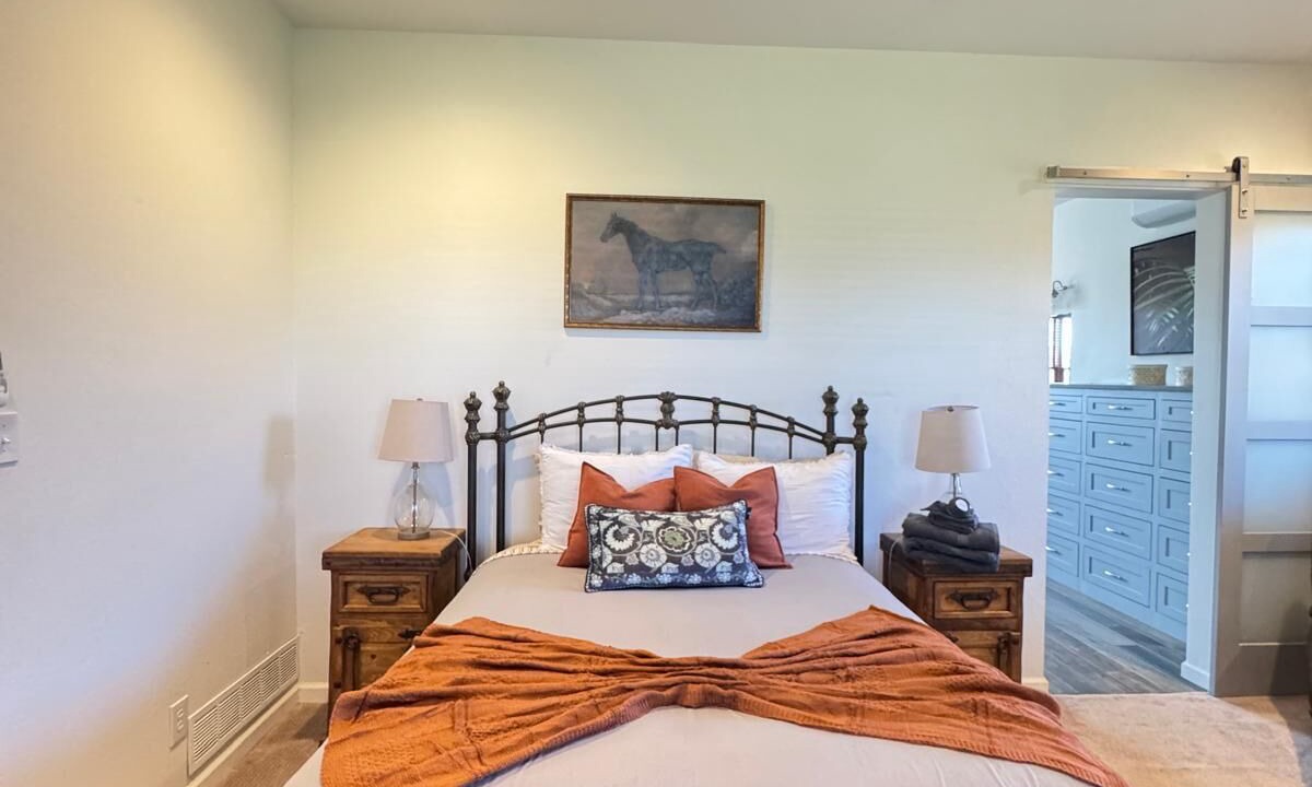 Photo of Bedroom in Era