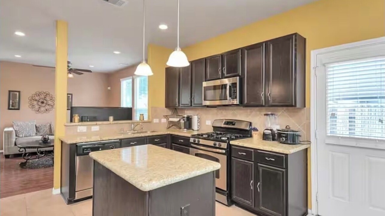 Photo of Kitchen in Falcon Point