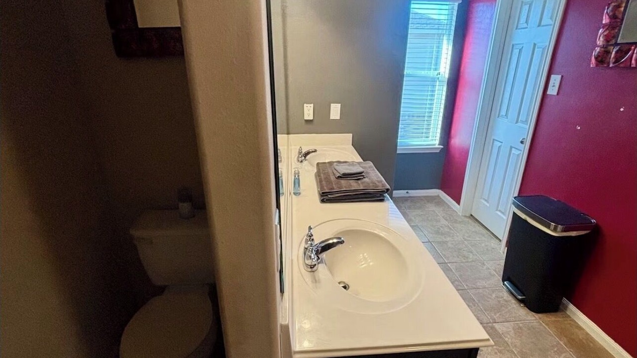 Photo of Bathroom in Falcon Point