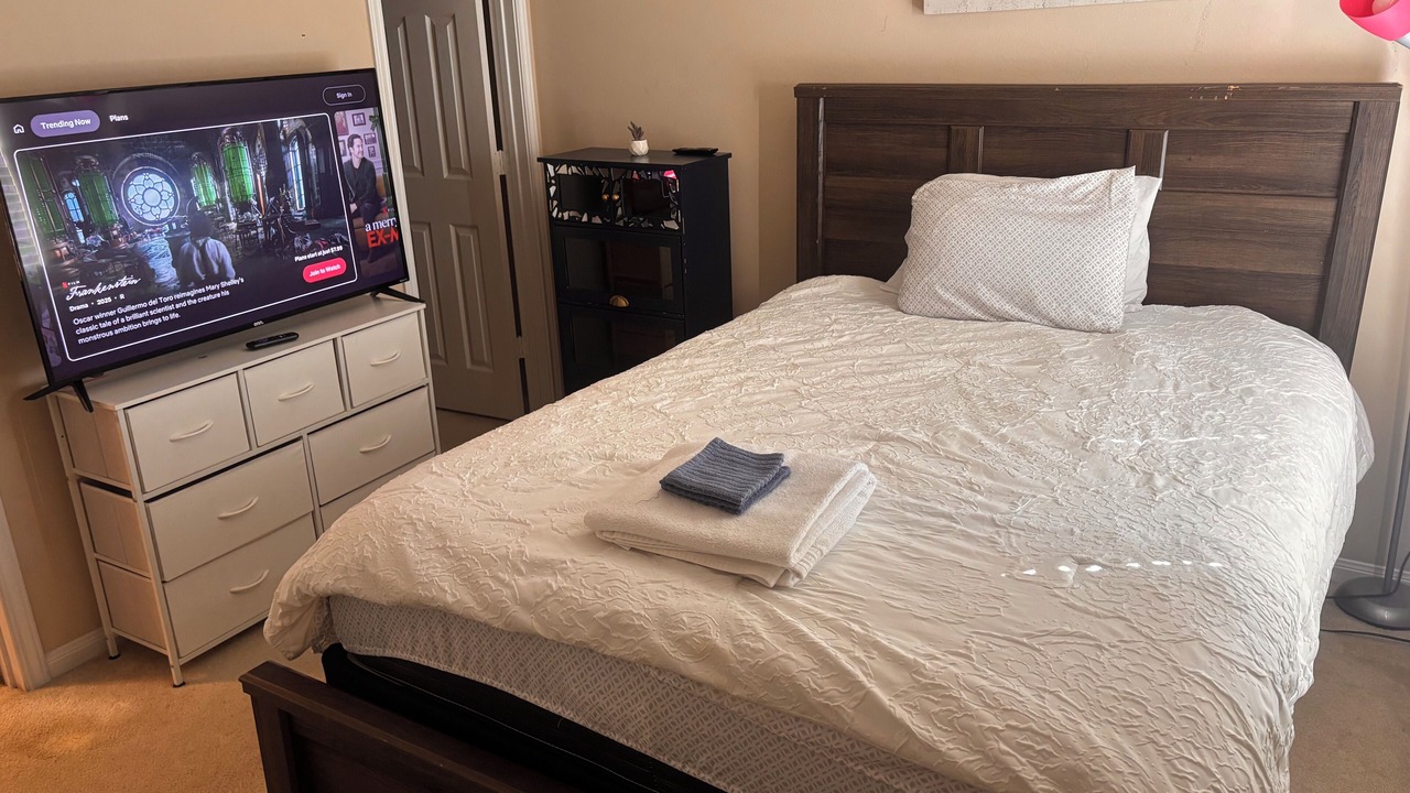 Photo of Bedroom in Falcon Point
