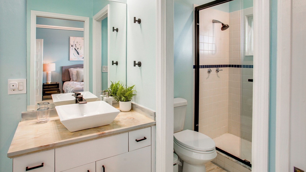 Photo of Bathroom in Iona