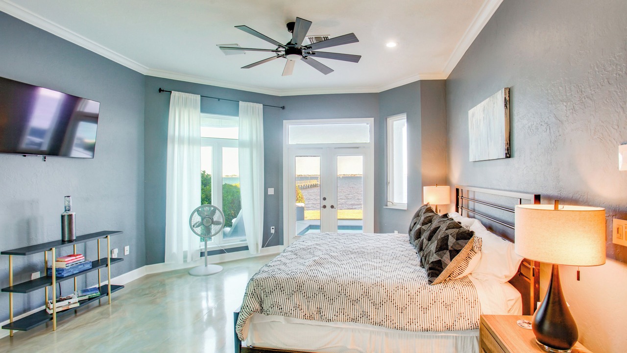 Photo of Bedroom in Iona