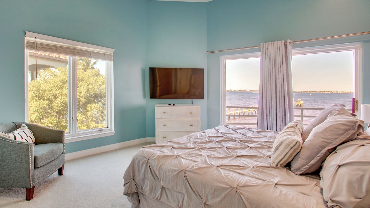 Photo of Bedroom in Iona