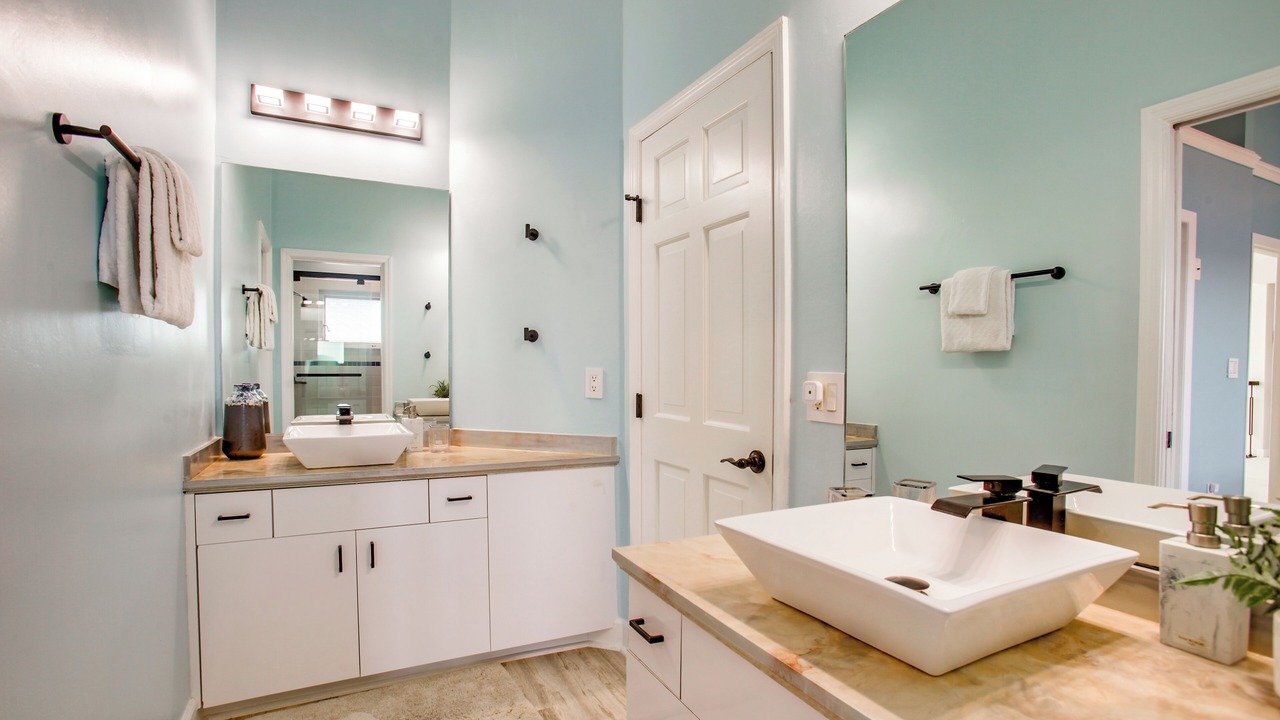 Photo of Bathroom in Iona