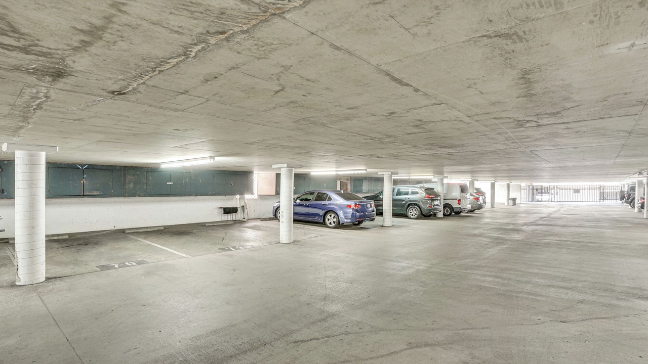 Photo of Others in Park Estates