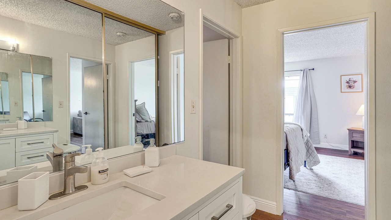 Photo of Bathroom in Park Estates
