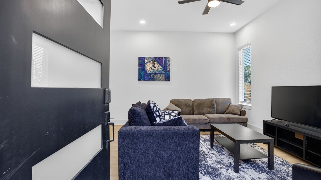 Photo of Livingroom in Houston