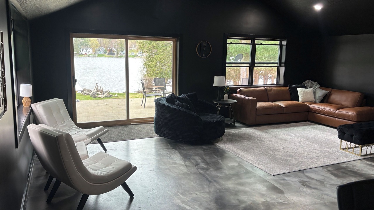 Photo of Livingroom in Bellaire