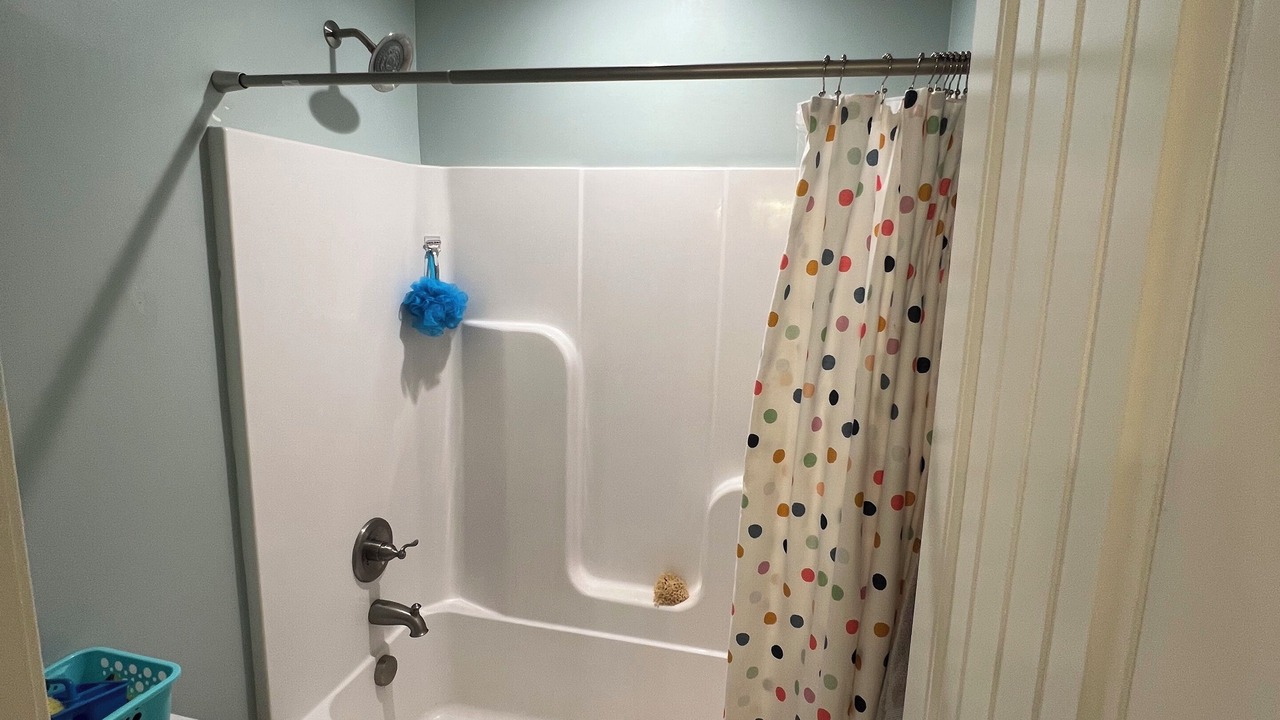 Photo of Bathroom in Graysville