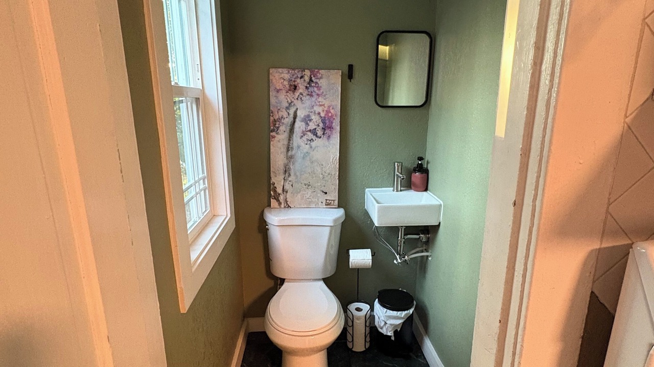 Photo of Bathroom in South Perry District
