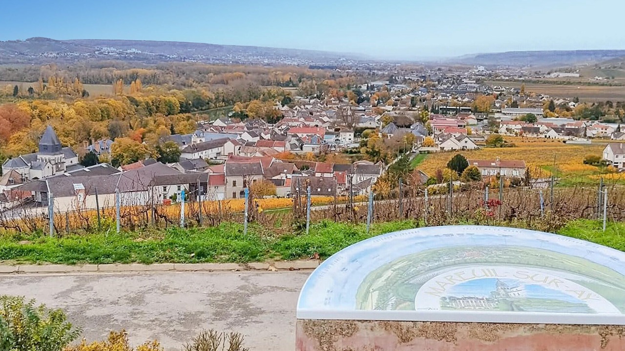Photo of Bedroom in Chaintrix-Bierges
