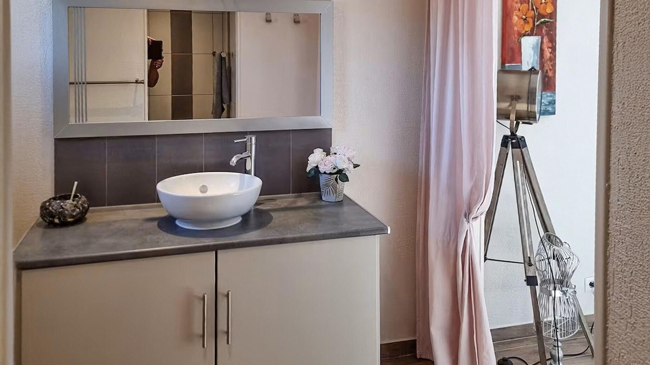 Photo of Bathroom in Chaintrix-Bierges