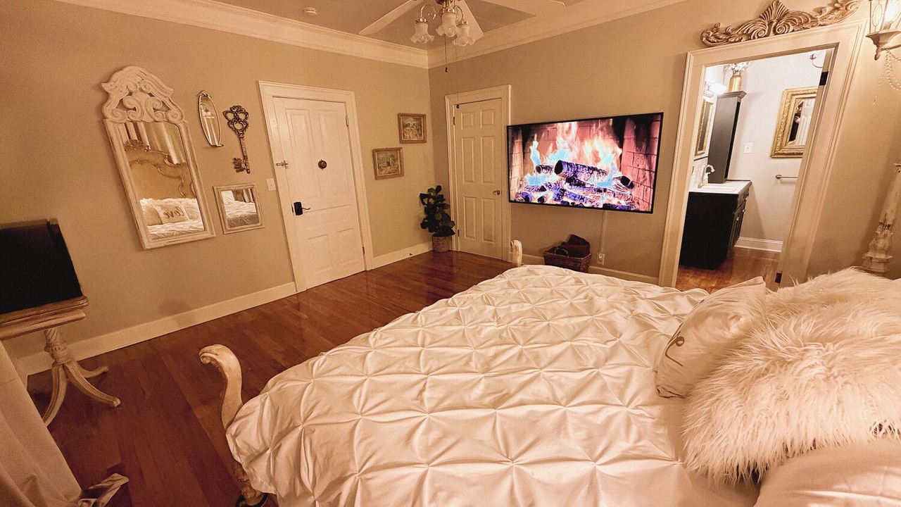 Photo of Bedroom in Abbeville