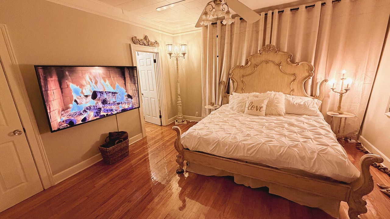 Photo of Bedroom in Abbeville