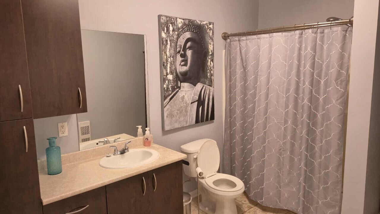 Photo of Bathroom in Communaute-Urbaine-de-l'Outaouais