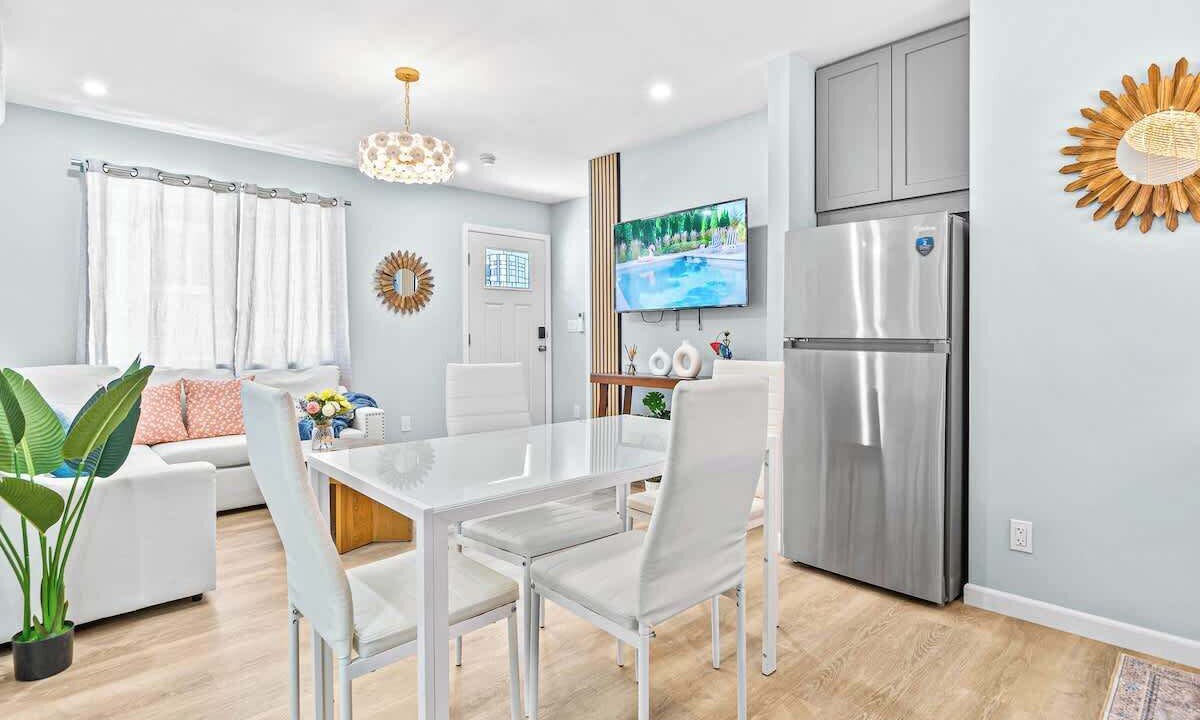 Photo of Others in McCully - Moiliili