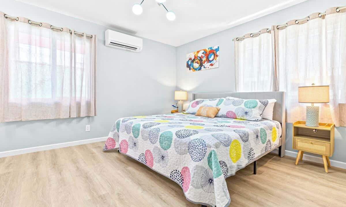 Photo of Bedroom in McCully - Moiliili