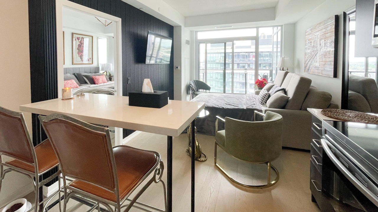 Photo of Livingroom in Pickering