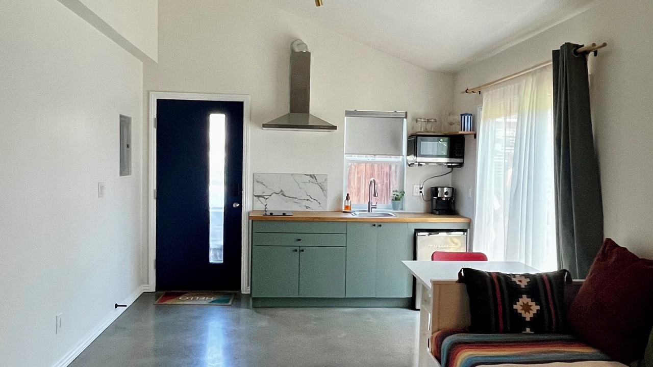 Photo of Livingroom in Leimert Park
