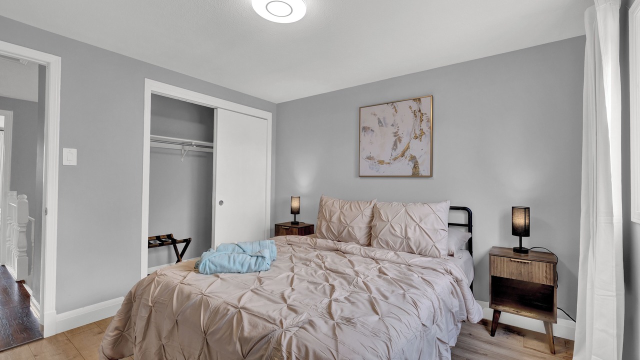 Photo of Bedroom in Thorold
