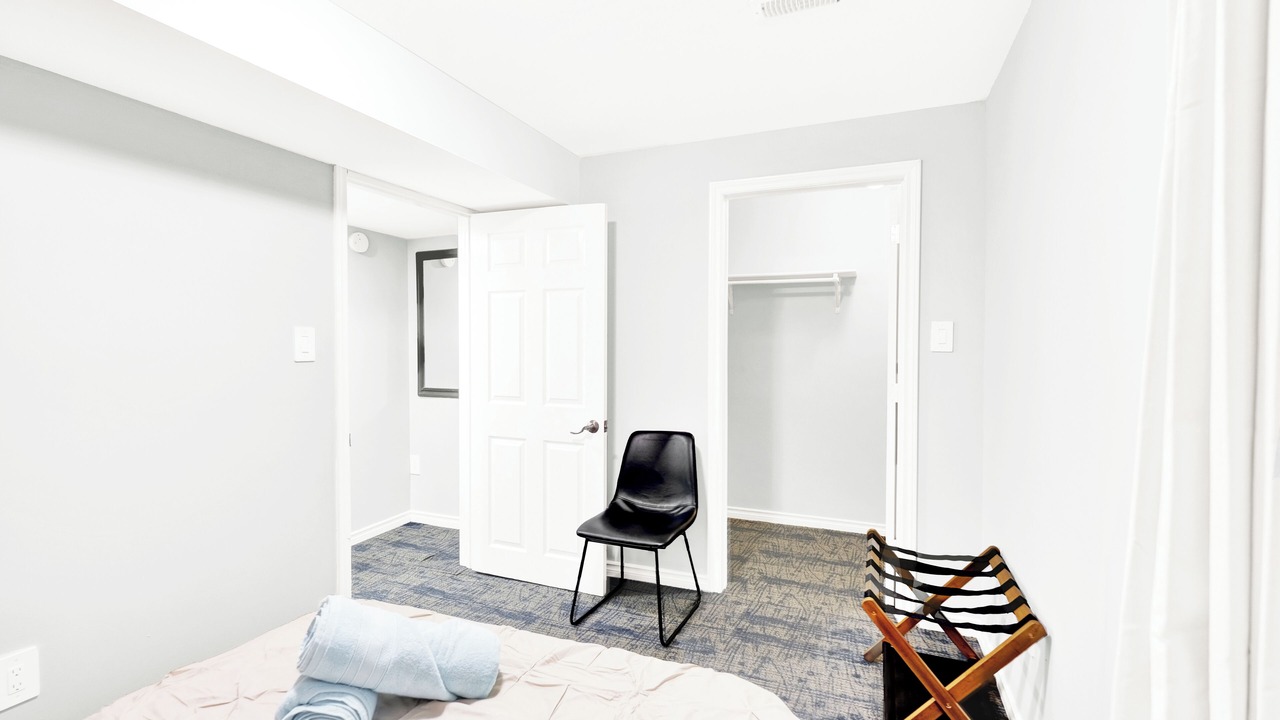 Photo of Bedroom in Thorold