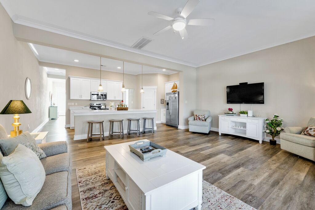 Photo of Livingroom in Northeast Virginia Beach