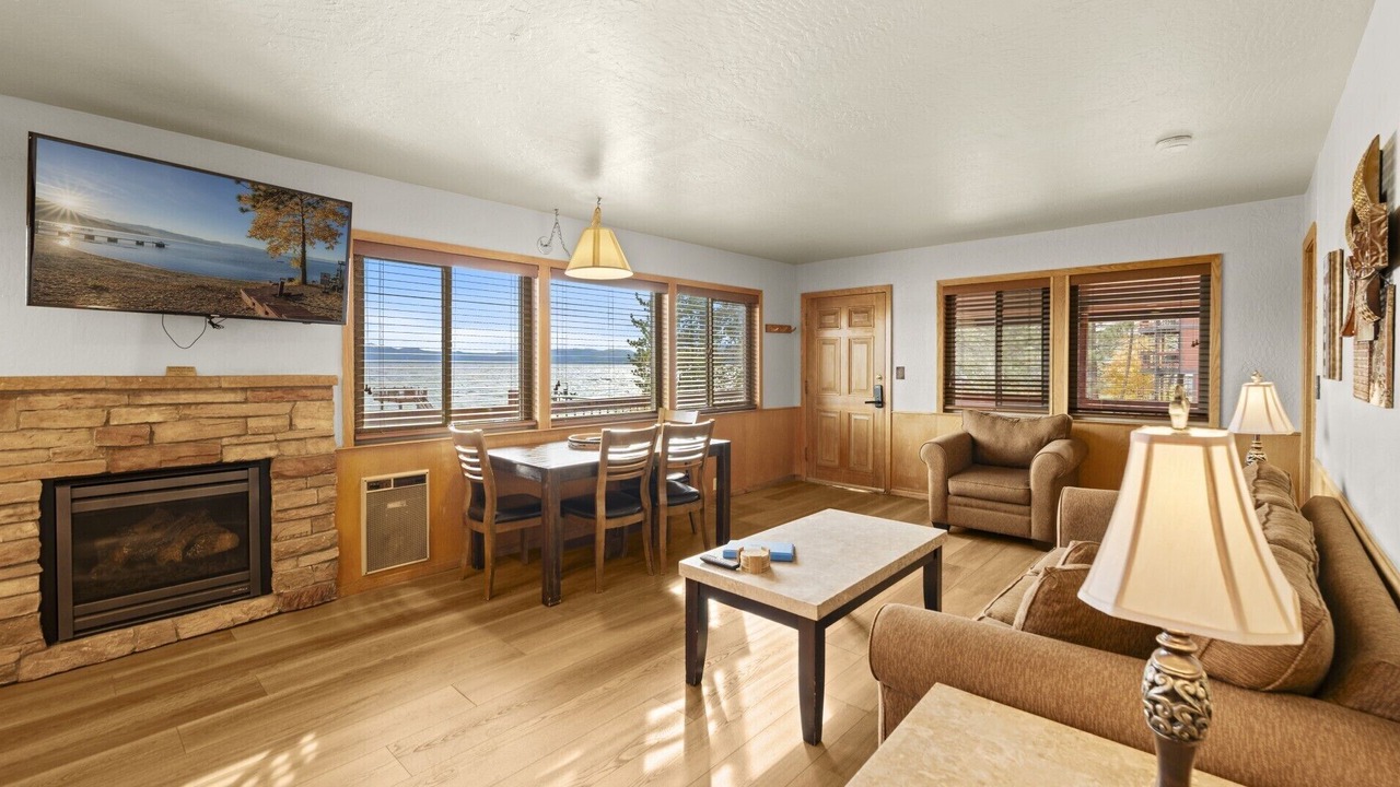 Photo of Livingroom in Tahoe Vista