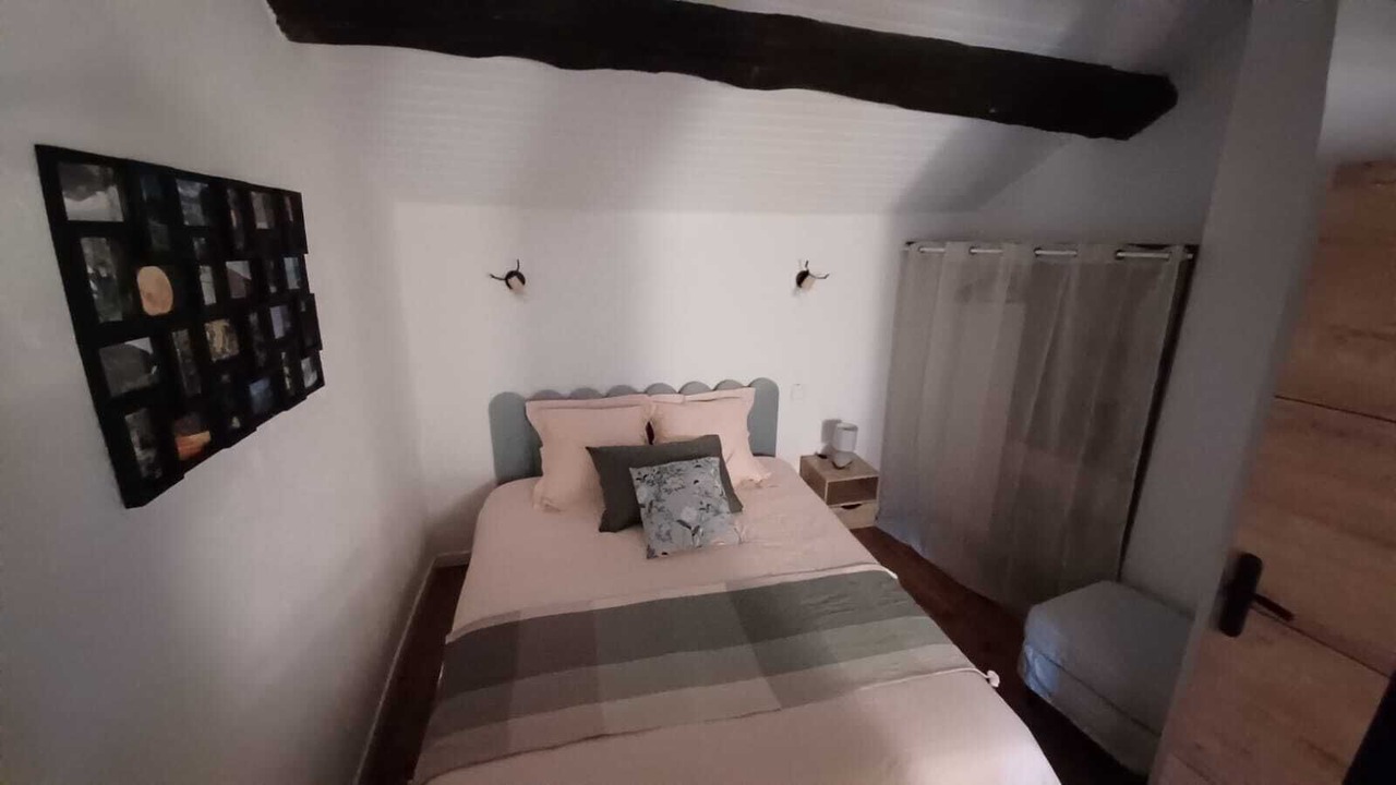 Photo of Bedroom in Ascou