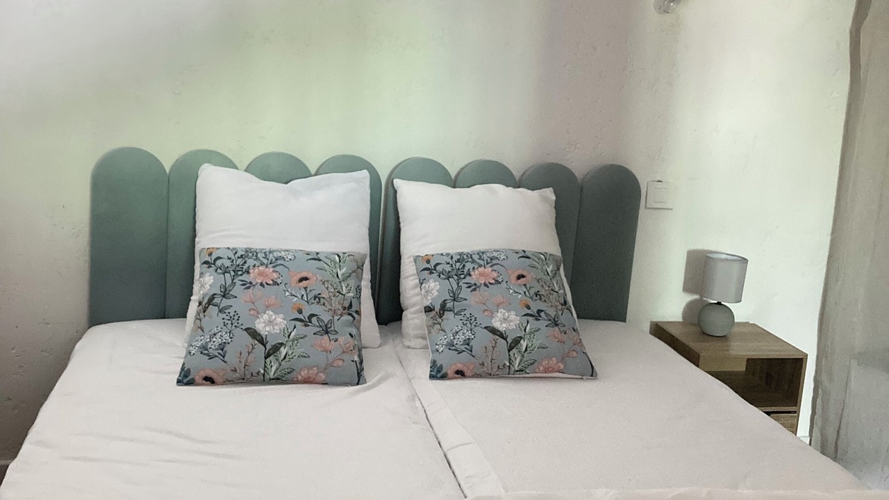 Photo of Bedroom in Ascou