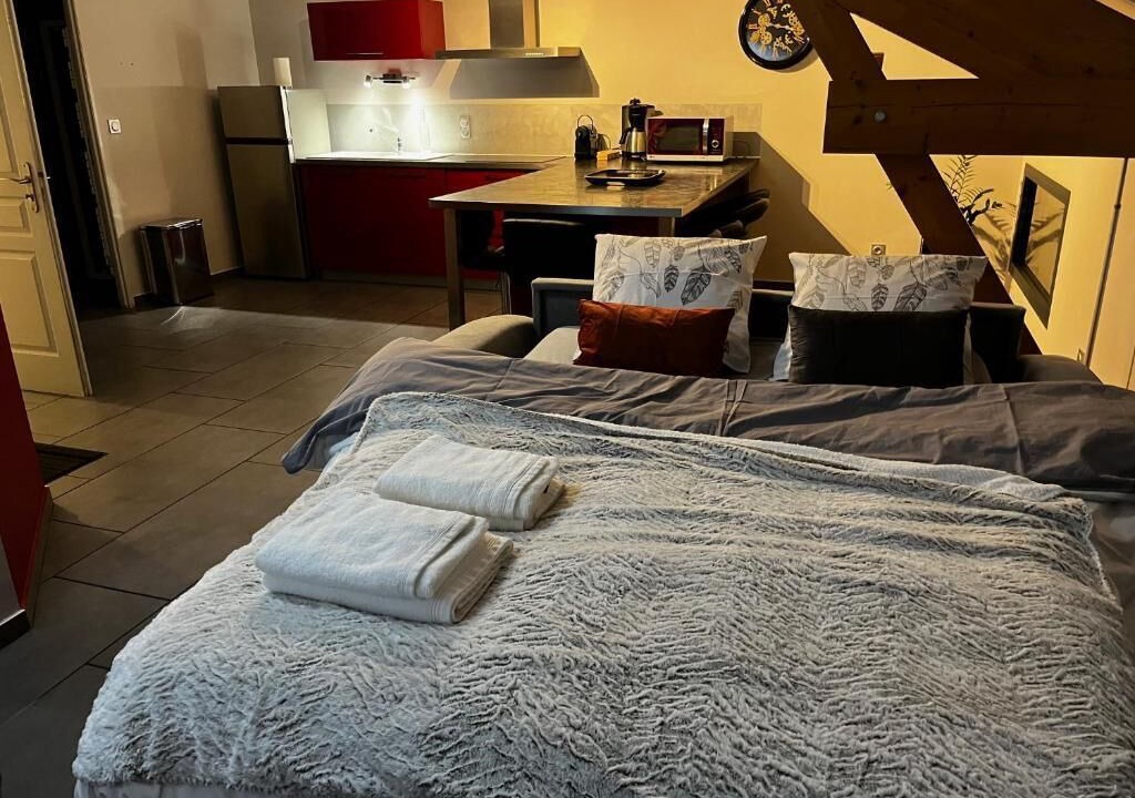 Photo of Bedroom in Massieu