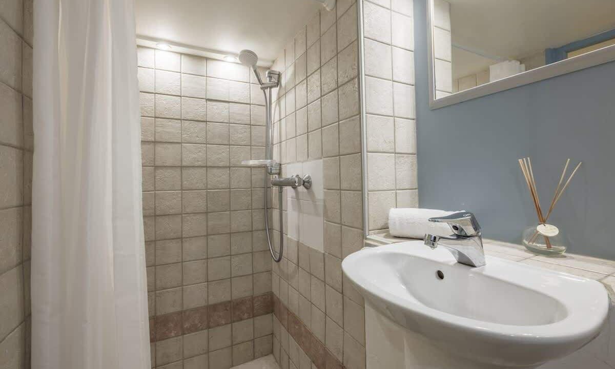 Photo of Bathroom in Servoz