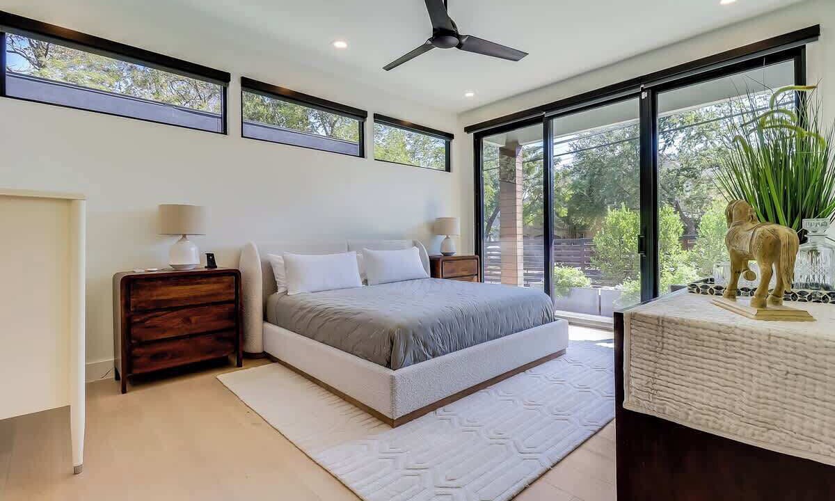 Photo of Bedroom in South River City