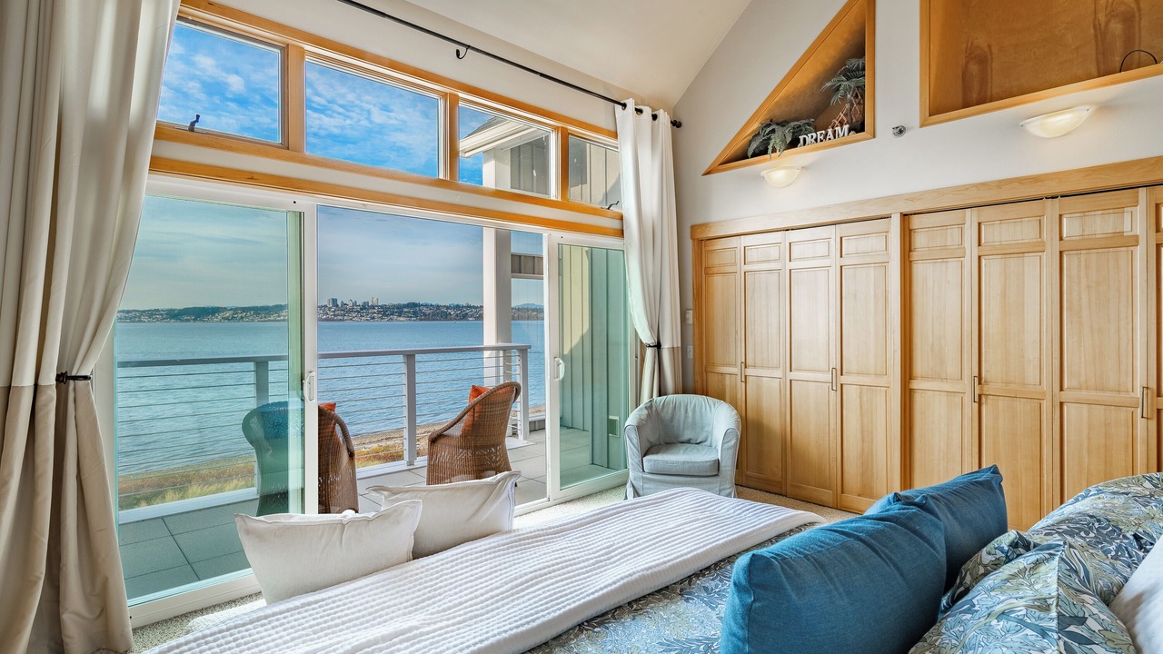 Photo of Bedroom in Blaine