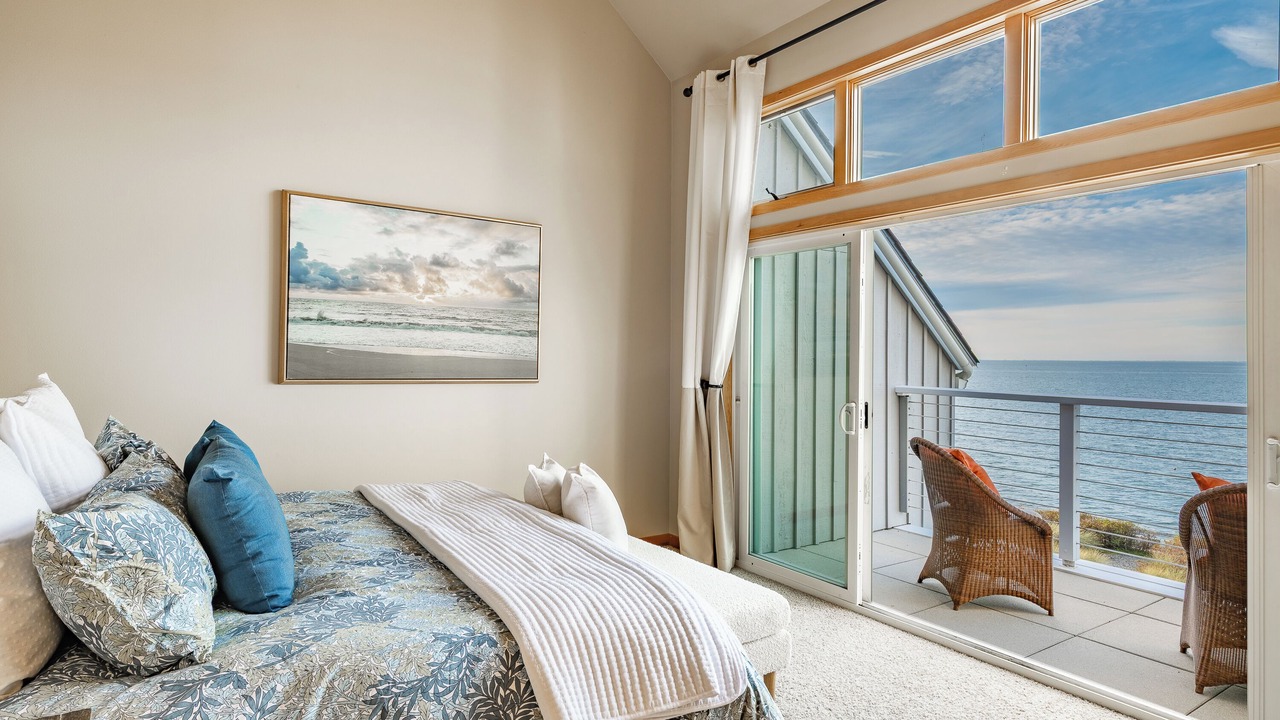 Photo of Bedroom in Blaine