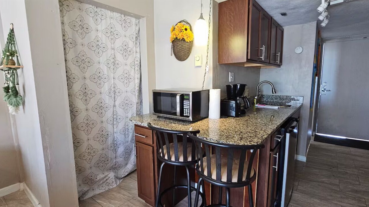 Photo of Kitchen in Rogers Seabreeze
