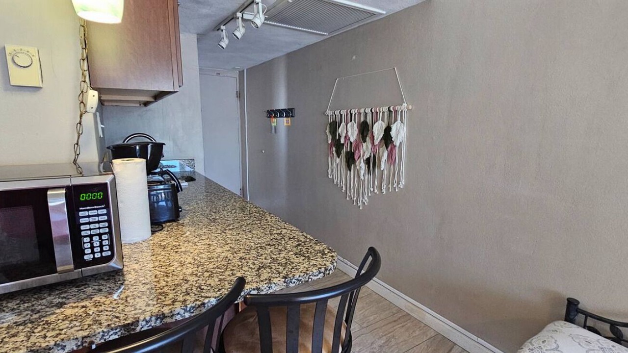Photo of Kitchen in Rogers Seabreeze