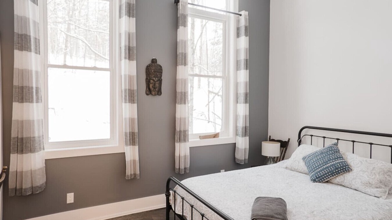 Photo of Bedroom in Muskoka Lakes