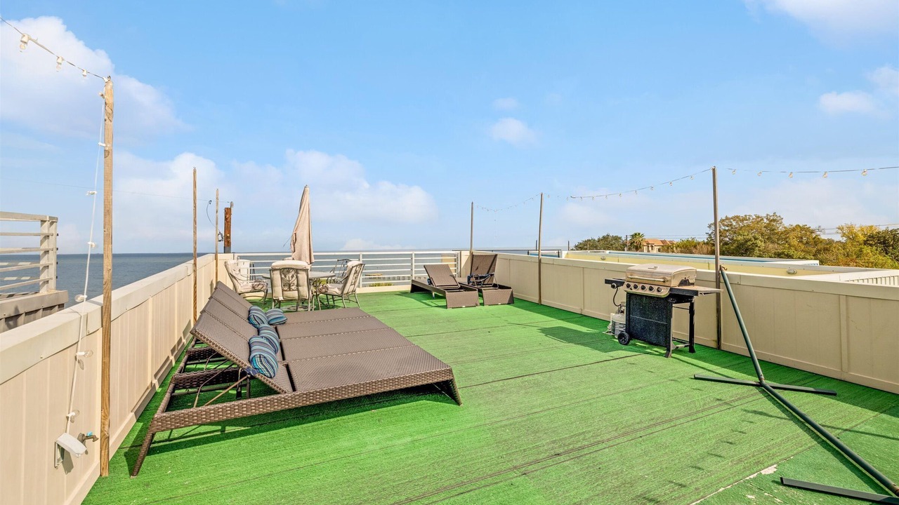 Photo of Patio Balcony in Bacliff