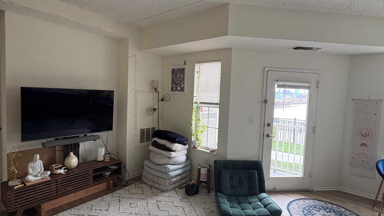 Photo of Livingroom in The Waterfront