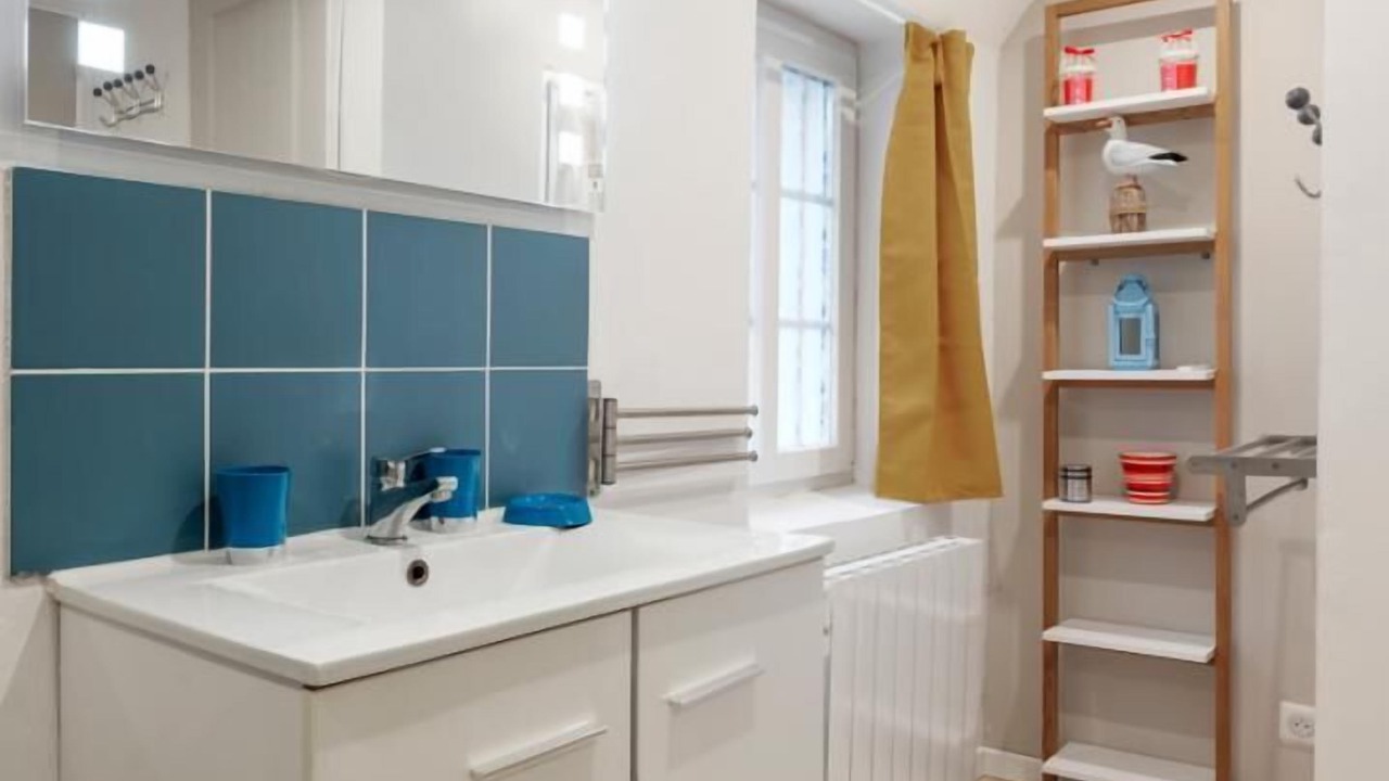 Photo of Bathroom in Saint-Saens