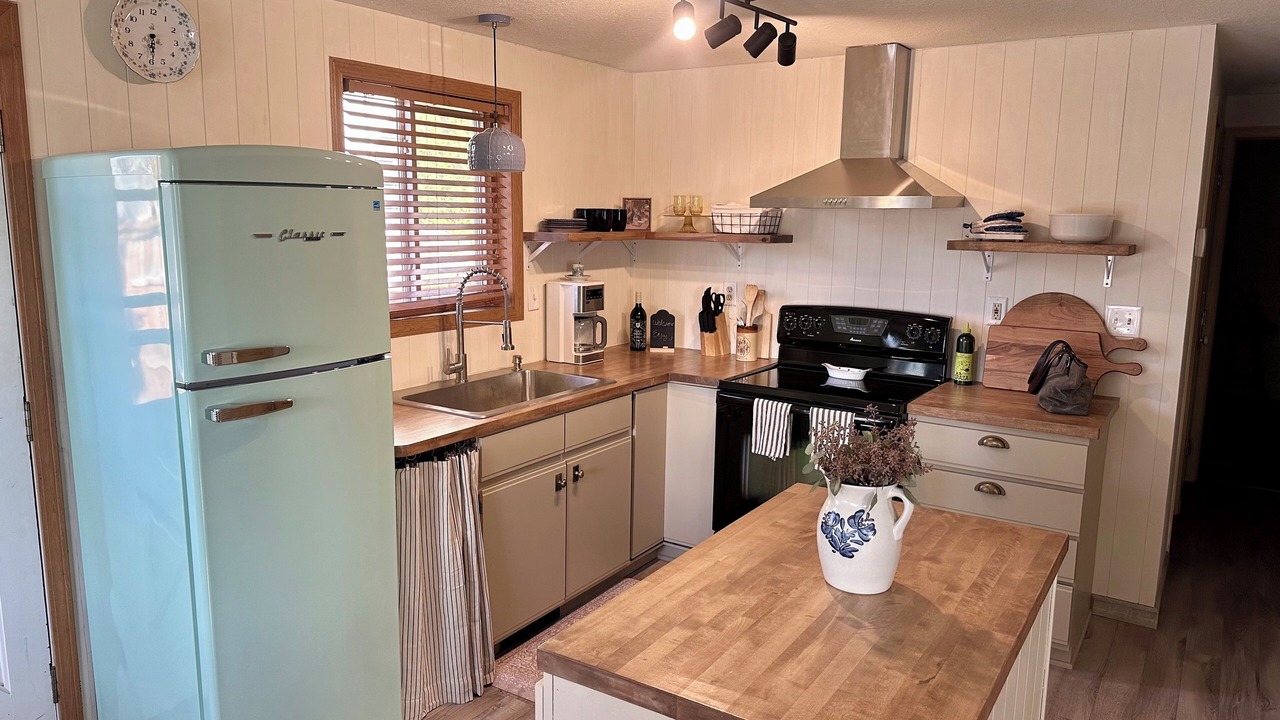 Photo of Kitchen in Downtown Kenosha