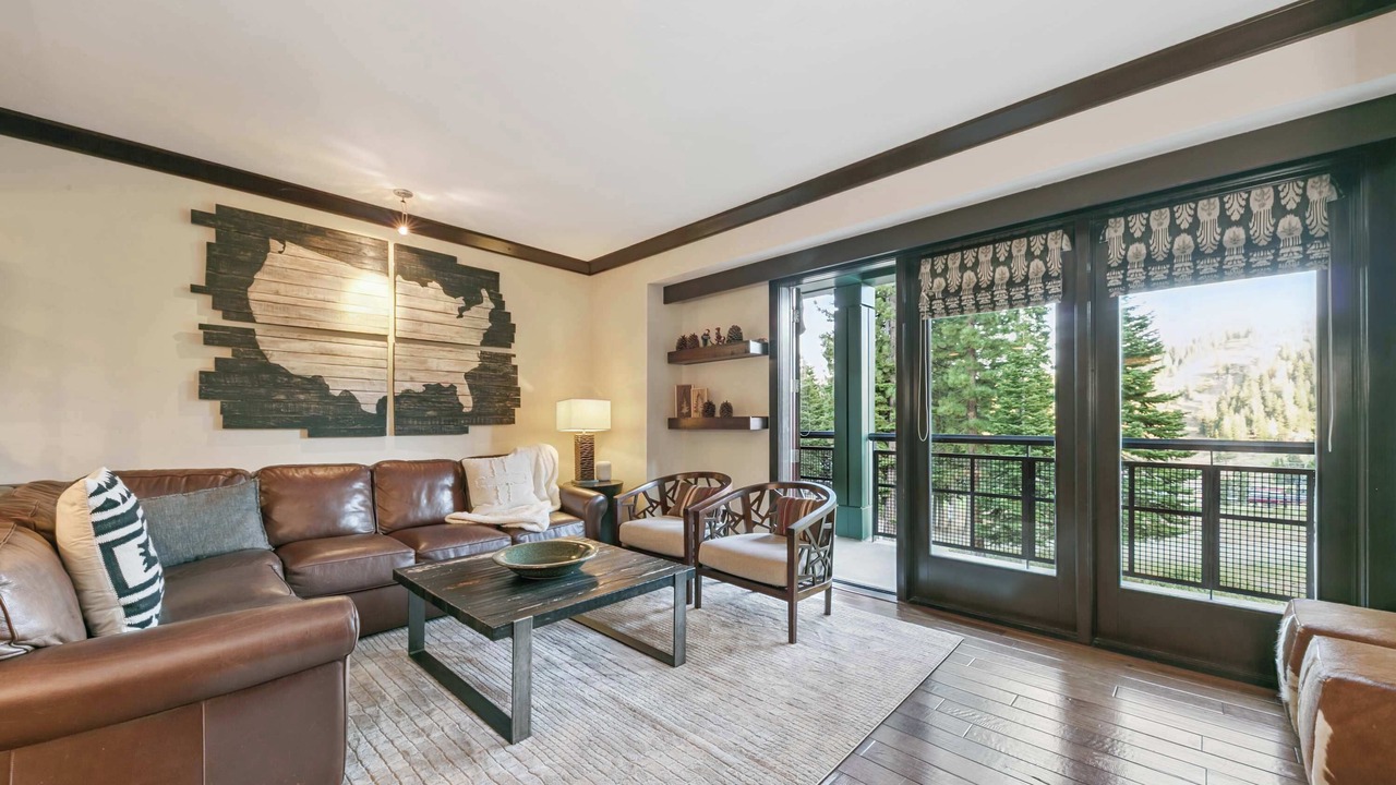 Photo of Livingroom in Truckee