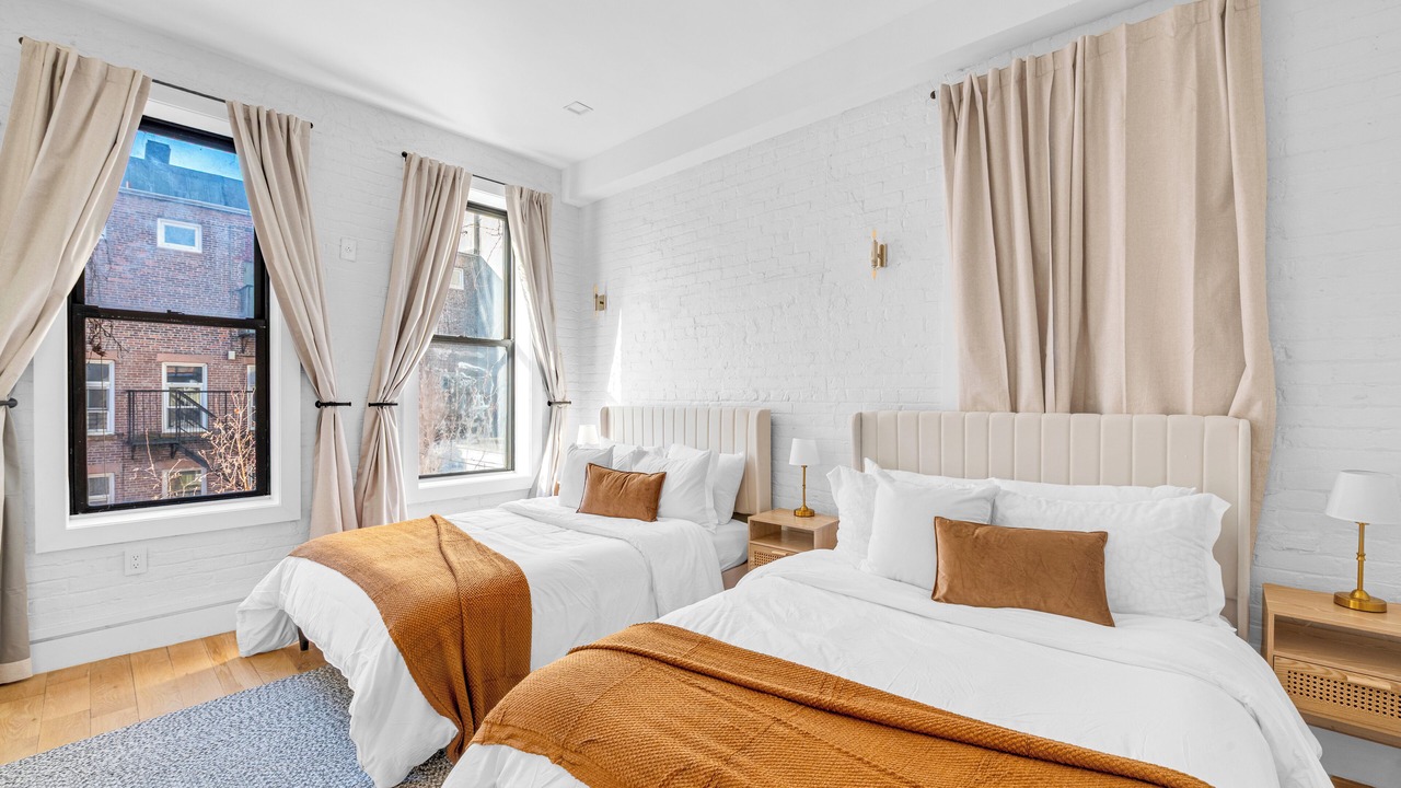 Photo of Bedroom in Midtown West