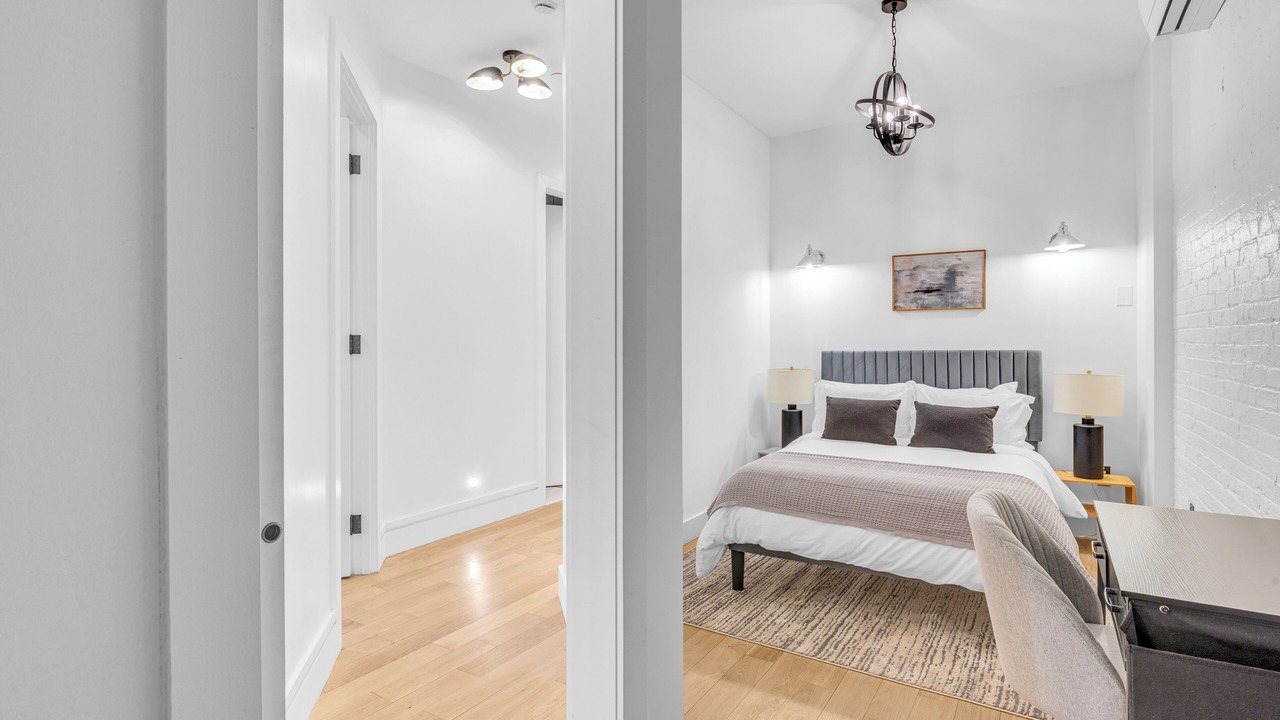 Photo of Bedroom in Midtown West