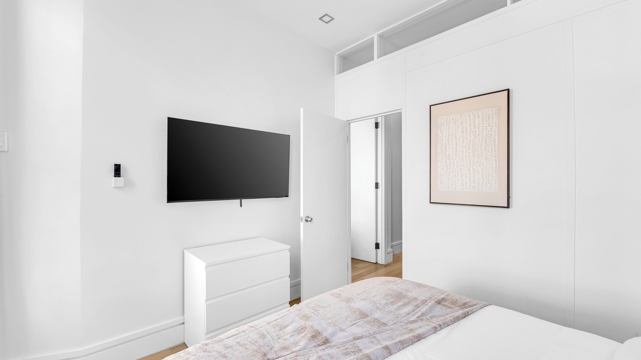 Photo of Bedroom in Midtown West