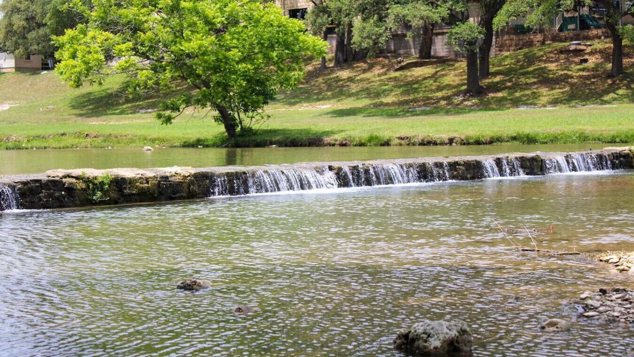Photo of Others in Salado
