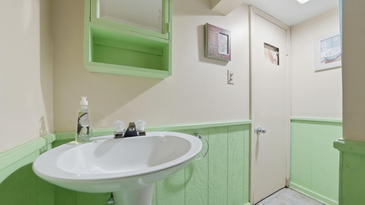Photo of Bathroom in Angola