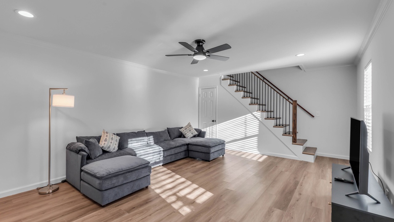 Photo of Livingroom in Ashland City