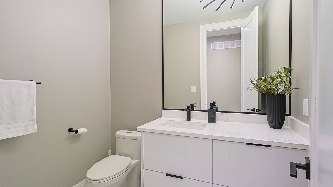 Photo of Bathroom in Niagara Falls