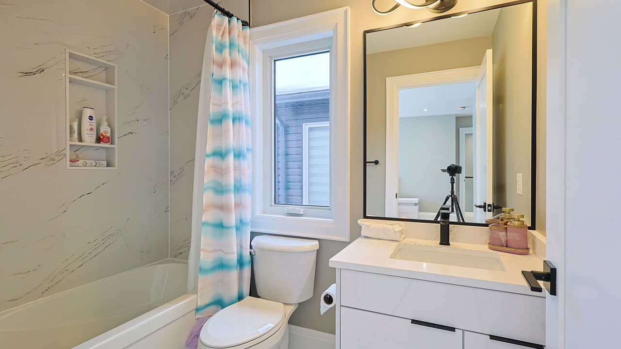 Photo of Bathroom in Niagara Falls